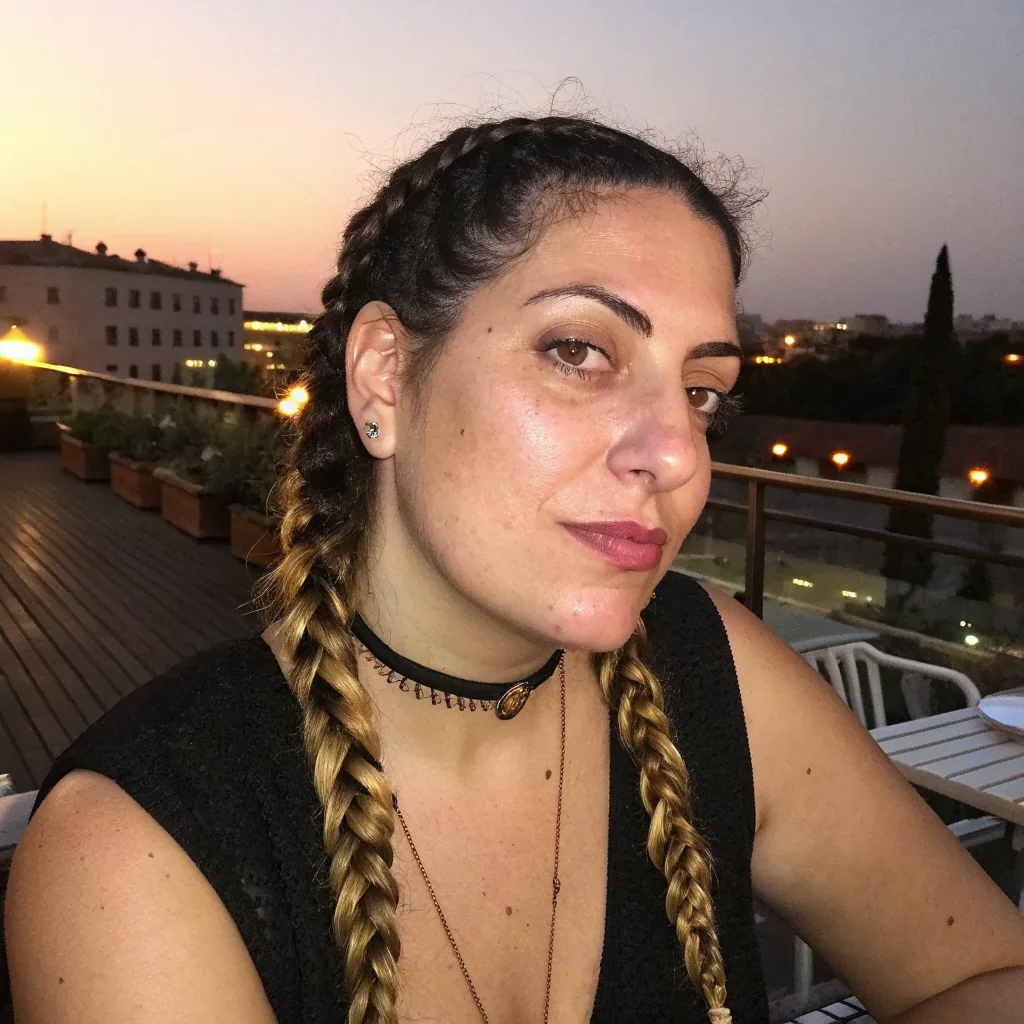 Photo 2 de Carmen Esther